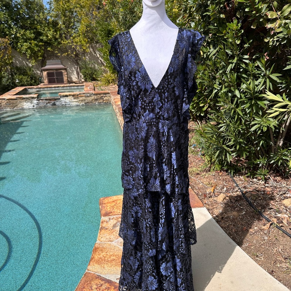 Molinetto Navy Blue Lace Ruffled Tiered Sleeveless Maxi Dress